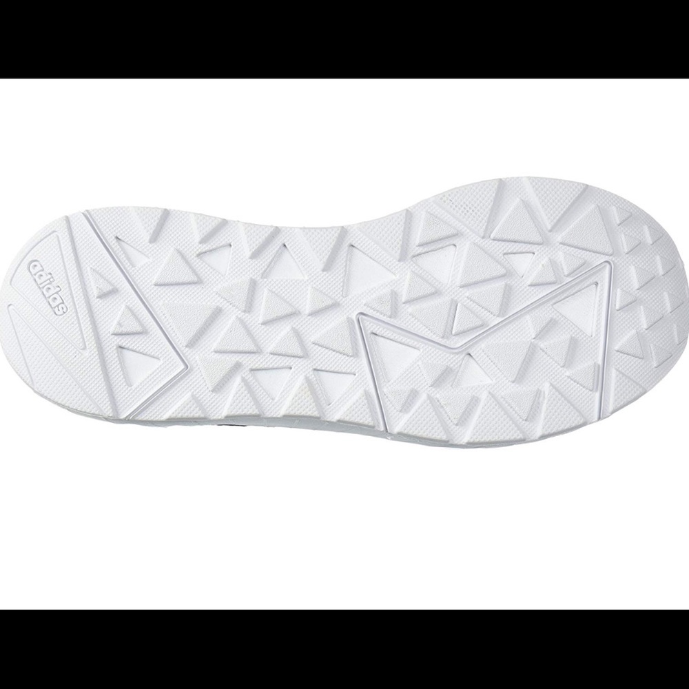 ❤️❤️Black. Beauty Adidas NWT  comfortable shoes - Picture 5 of 7